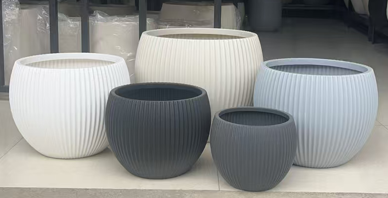 Plastic Flower Pot